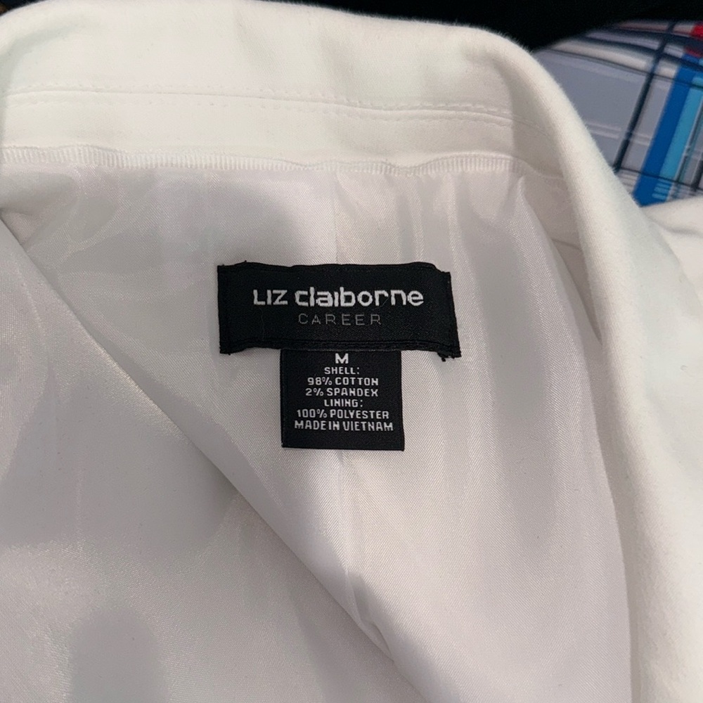 Liz Claiborne Classic White Blazer - Picture 4 of 4